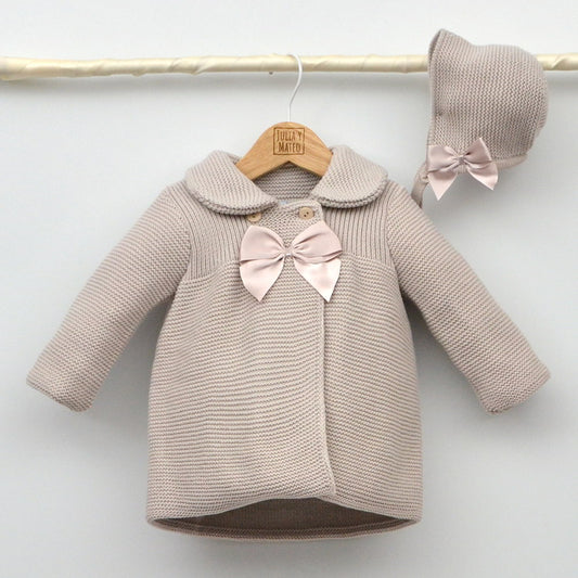 abrigo de punto con capota para niñas y bebes con encanto Tienda ropa bebes online hecho en españa doña carmen mayoral ropita online bebes elegante y clasica