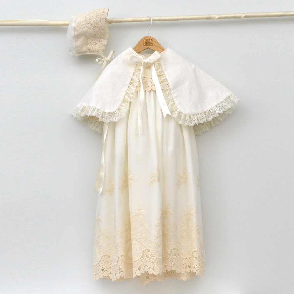 Tienda traje bautizo clasico faldones verano tradicionales hechos en españa guipur organza largos capota niños niñas bebes