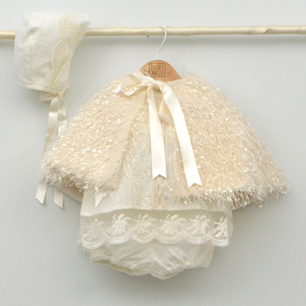 jesusito bautizo niñas tul encaje lazos conjunto bautismo hecho en españa tienda online bautizo bebes ropa hija maria pombo en su boda bautizo