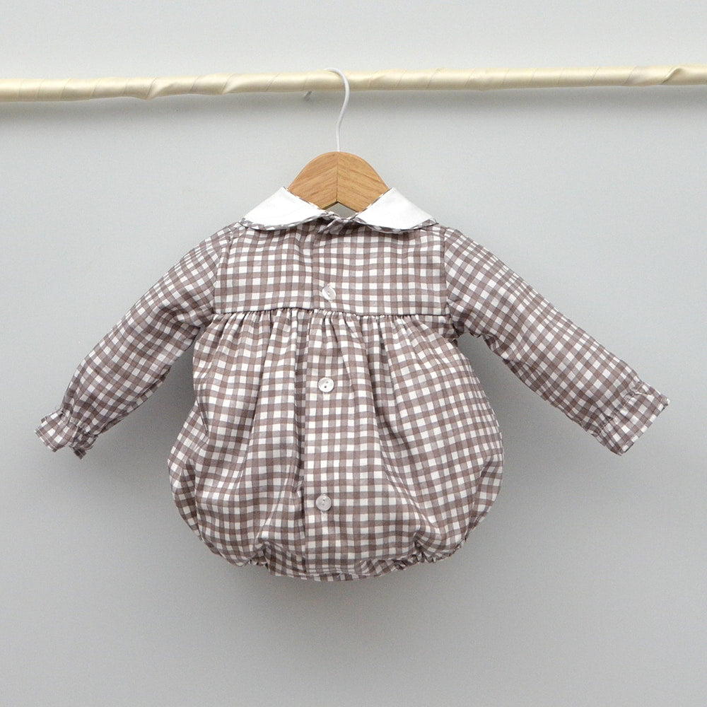 tienda ropa online de bebes niños noñas elegante clasica hecha en españa vestir a hermanos a juego en fiestas ropa para hermanos conjuntados coordinados DOña carmen mayoral envios toda españa