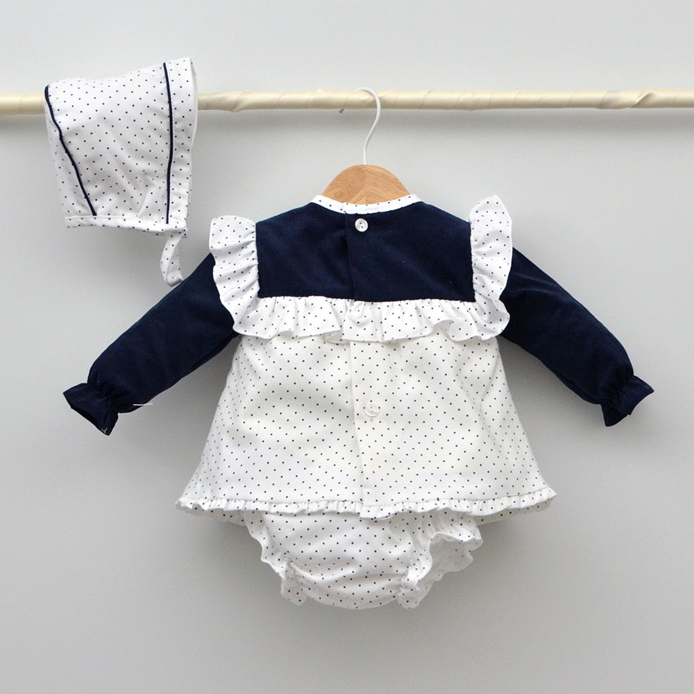 Jesusito bebé Estrella con braguita y capota