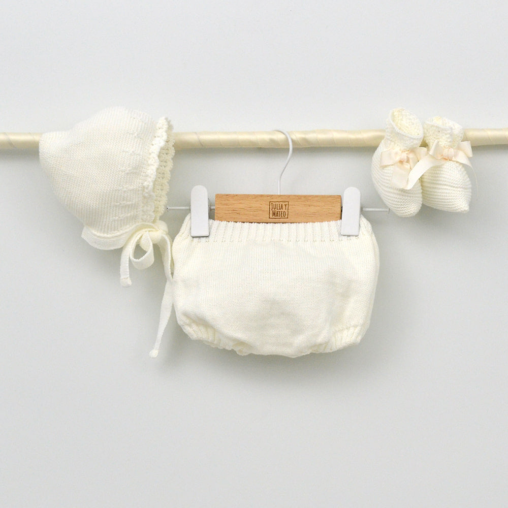 Conjunto bebés punto Ángel con jersey, culotte, capota y patucos