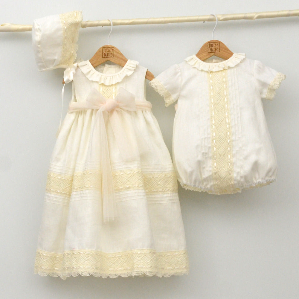 Ropa bautizo clasica hecha en españa tienda online batones faldones lino largos cortos acristinar bautismo trajes bautizo elegante clasico precio