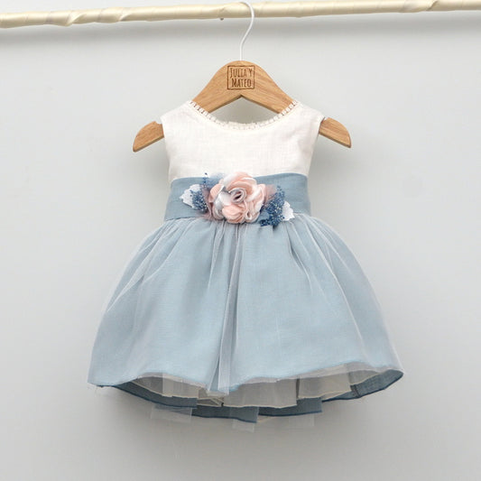 vestido ceremonia arras bautizo niñas lino azul hermanos a juego en las bodas fajin lazo flores Amaya Mayoral