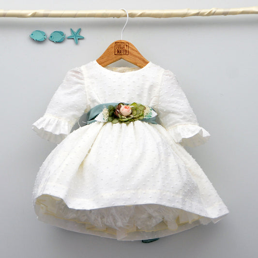 Vestido niña plumeti Beatriz con adorno floral