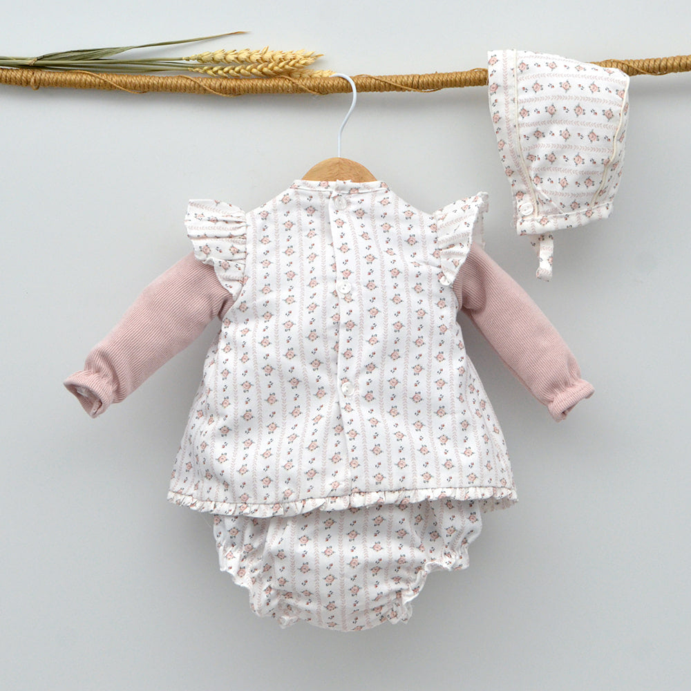 Jesusito bebé Alba con braguita y capota