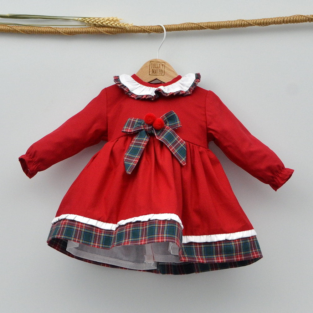 vestidos vestir niña navidad rojo cuadros escoceses tela tartan rojo doña carmen mayoral vestir a hermanos a juego en las fiestas navideñas