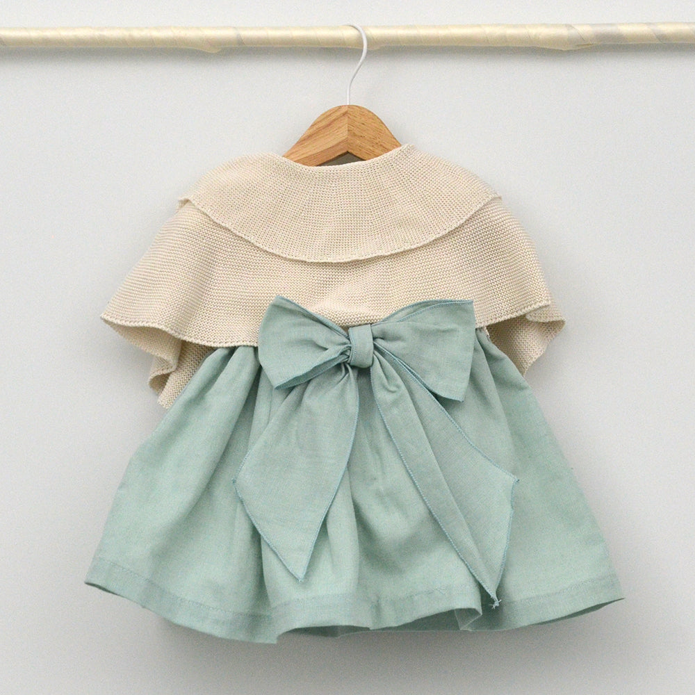 Capa Paula de Bautizo y Ceremonia de punto