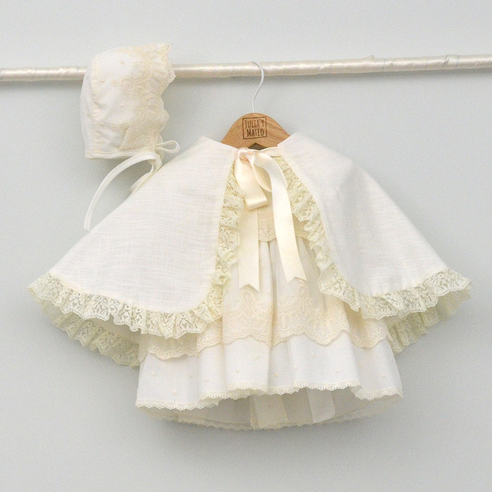 Vestido tul con bodoques bebés Clara con capota
