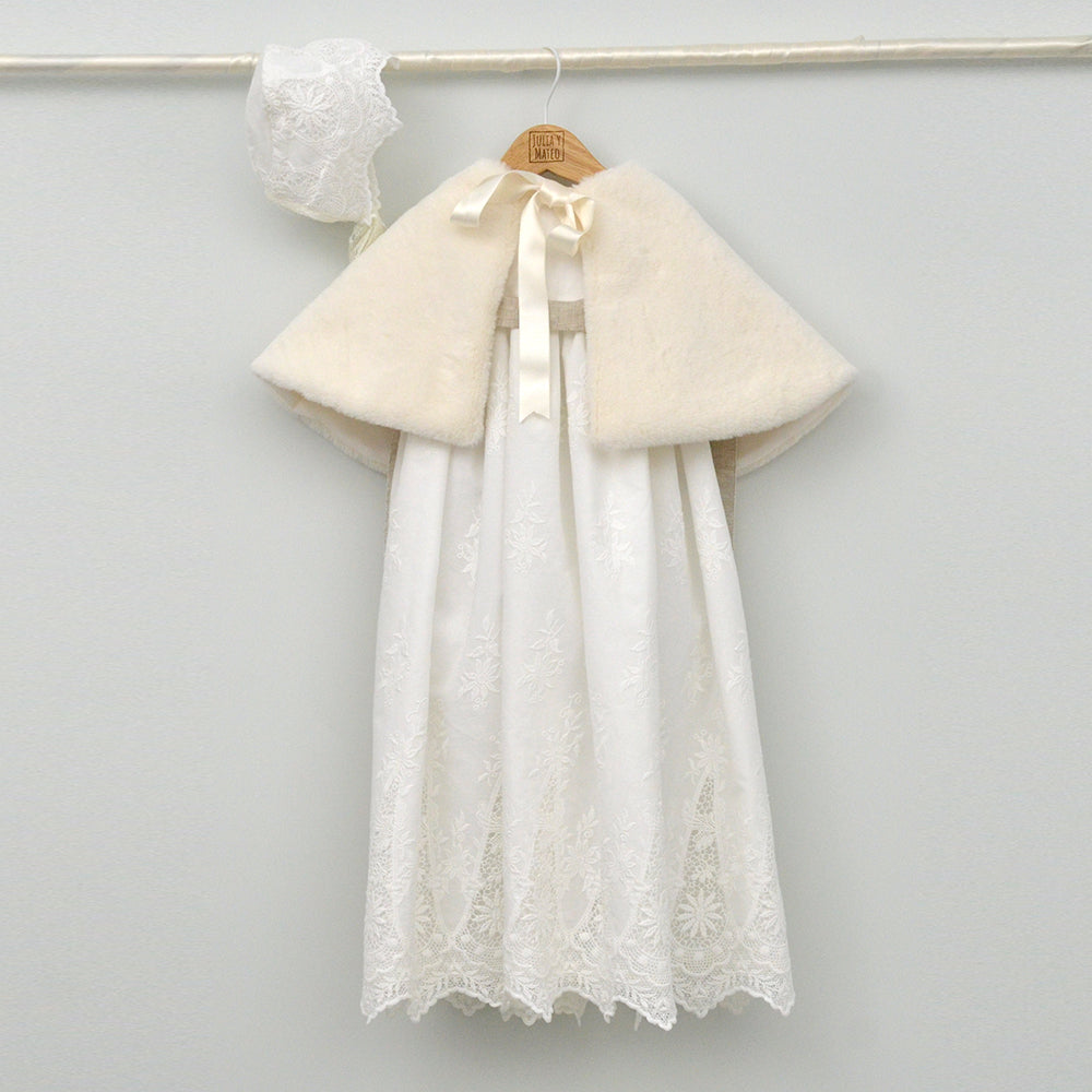 Faldón de Bautizo clásico artesanal Santiago con capota y culotte