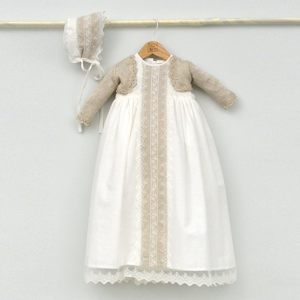 Faldón de Bautizo bordado Amaya con capota y culotte