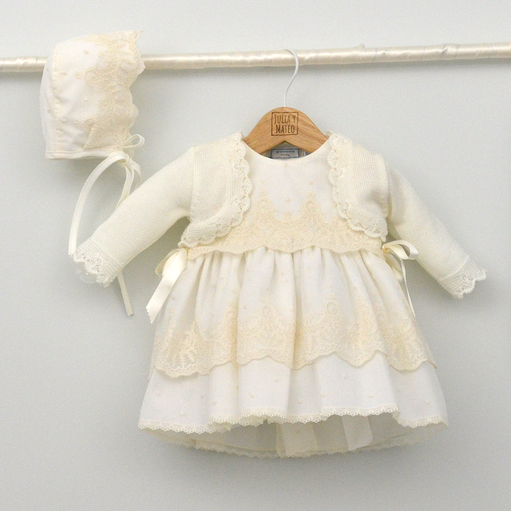 Vestido tul con bodoques bebés Clara con capota