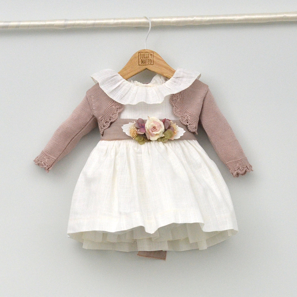 Vestido bebés Emma con fajín de lino y adorno floral