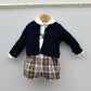 Conjunto bebé Leo con peto y camisa cuello bebé