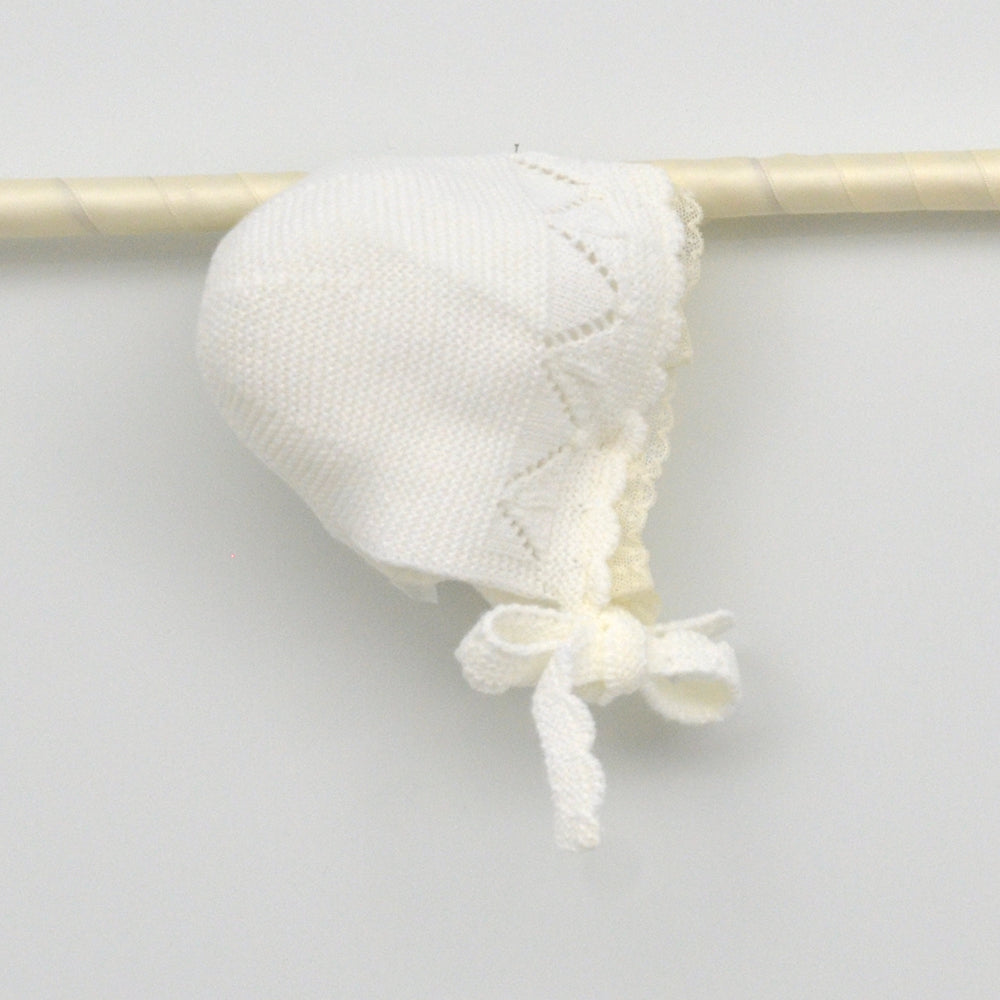 Faldón bebés punto Lucía con capota, culotte y patucos
