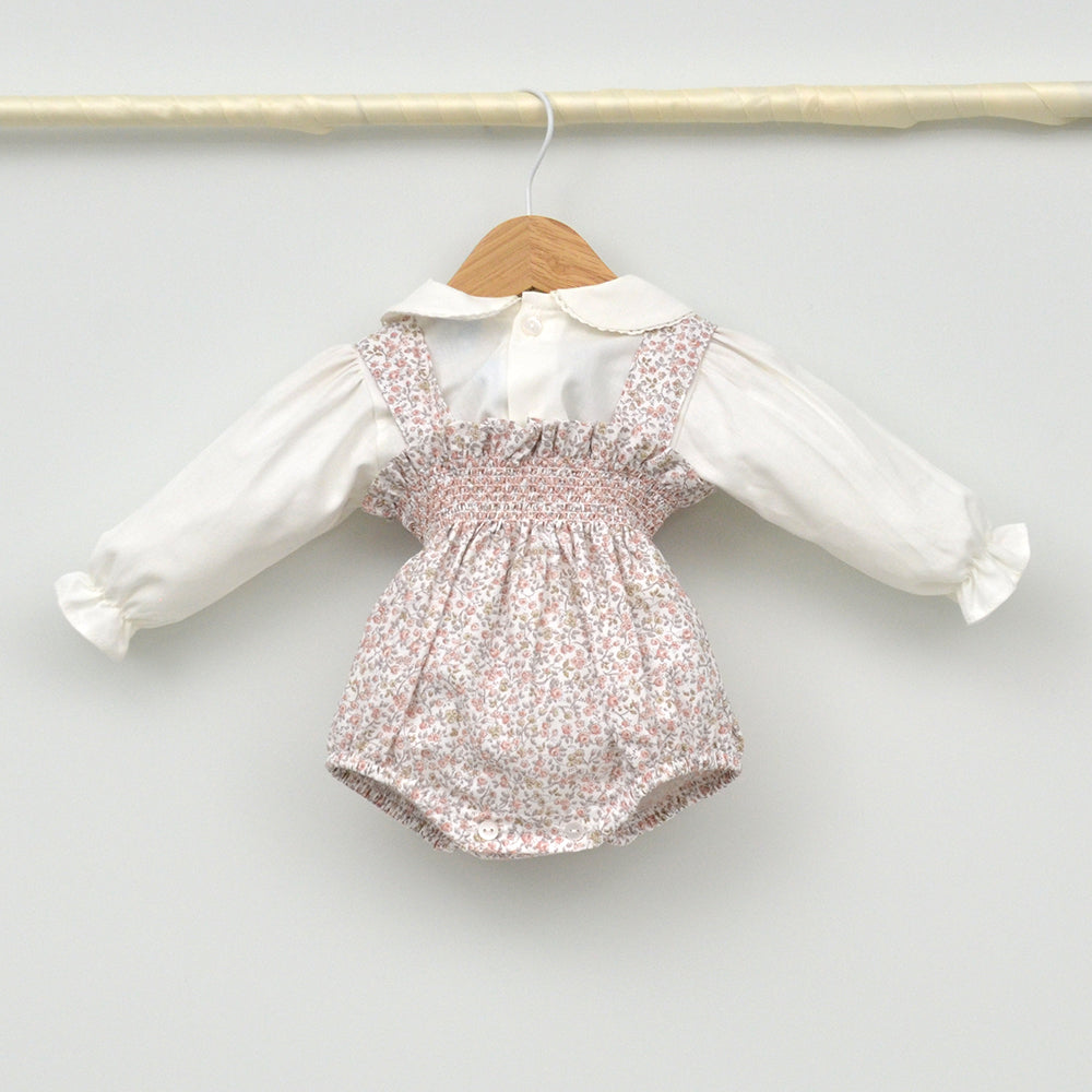 Conjunto Clara con ranita punto smock y blusa