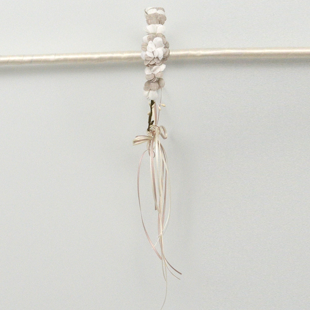 Diadema Leo flores