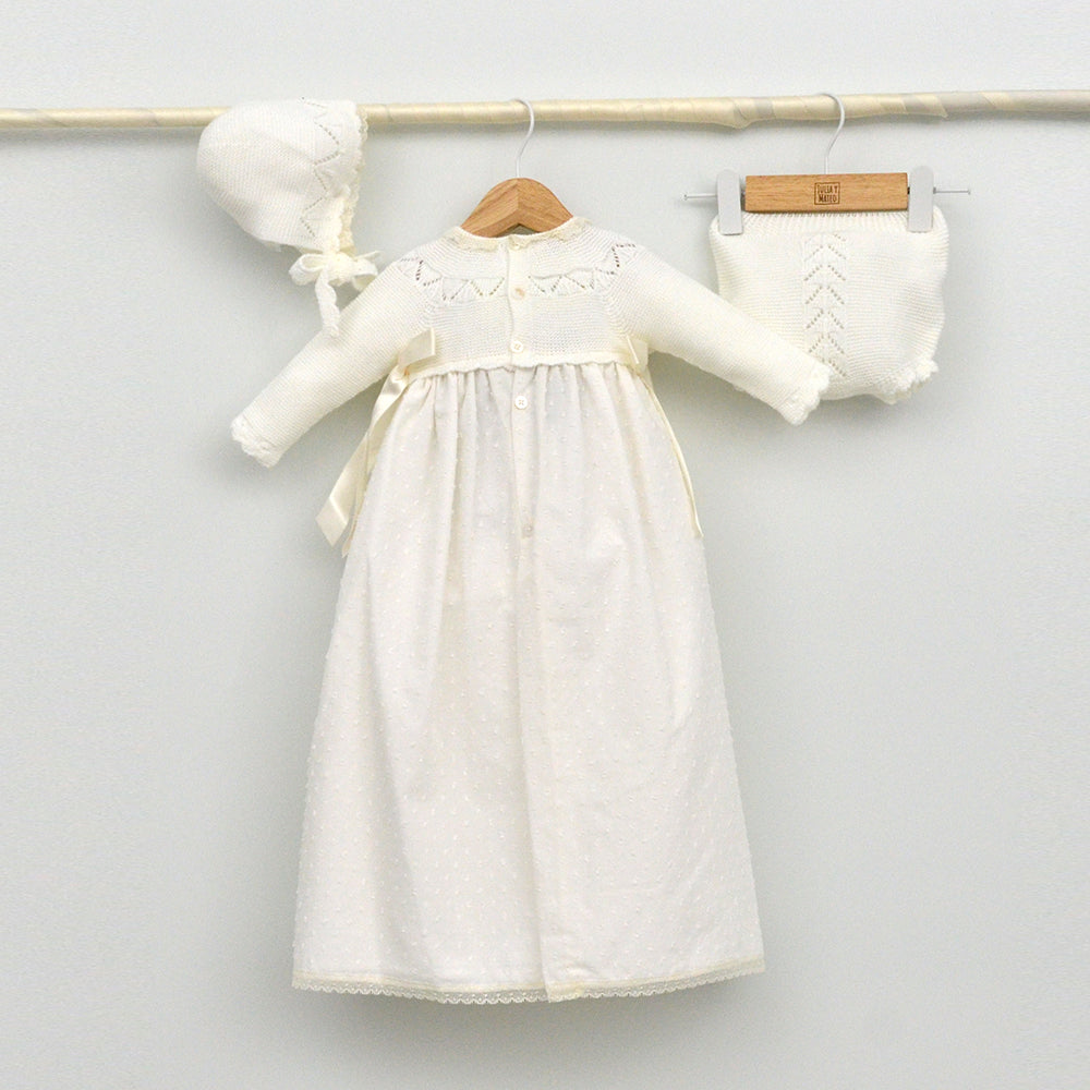 Faldón bebés punto Lucía con capota, culotte y patucos