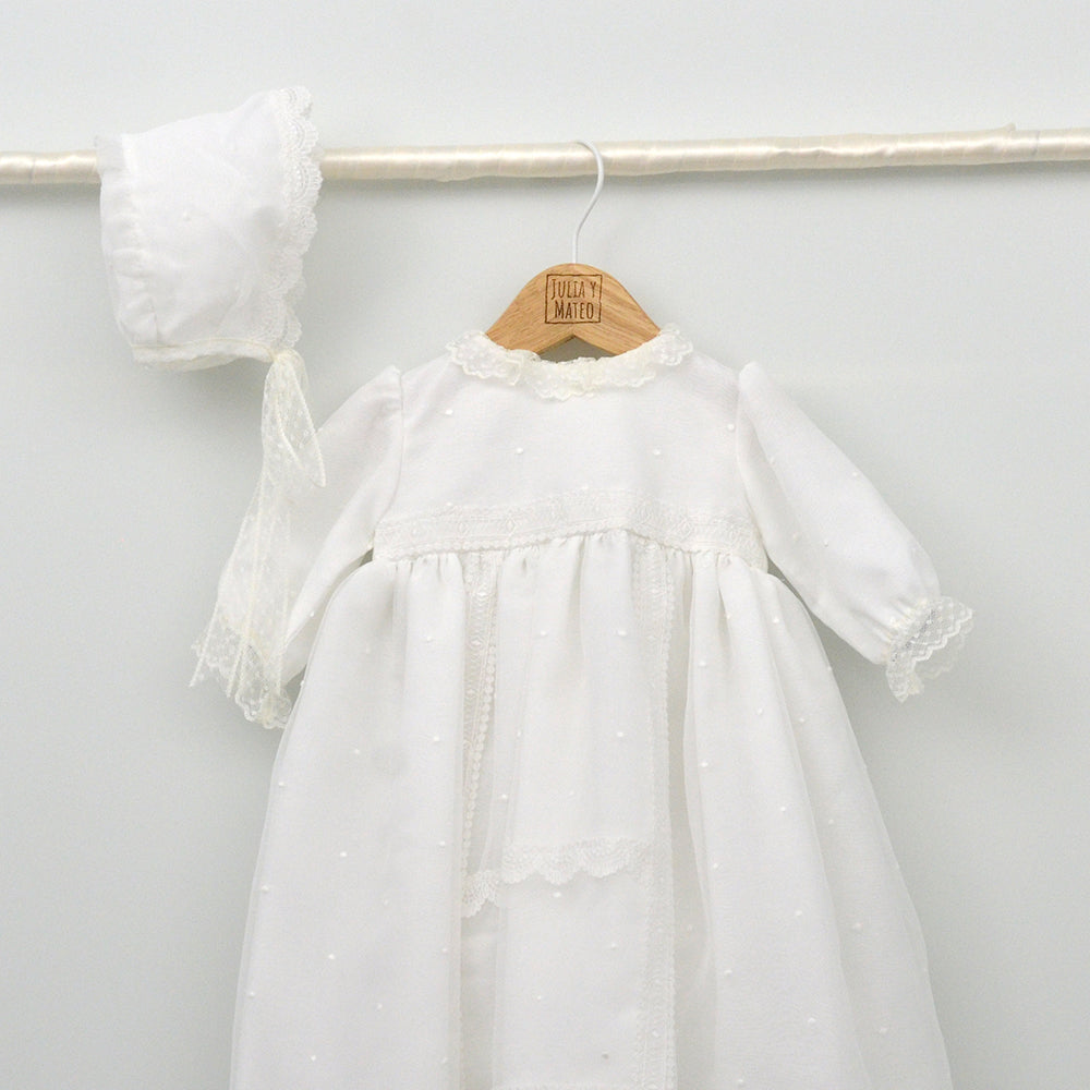 faldon bautizo de organza con guipur