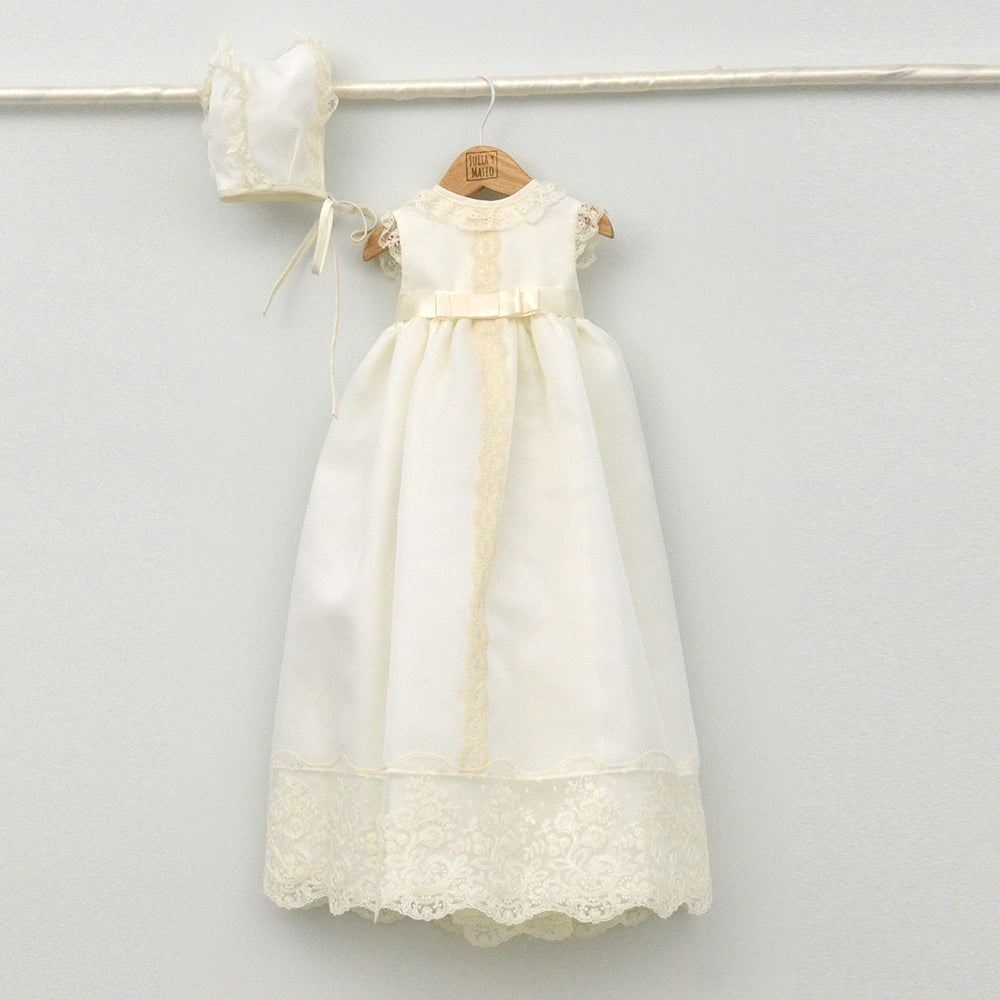 Faldón de bautizo largo de organza para niño y niña en tono crudo