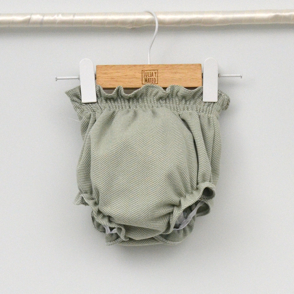 Conjunto de vestir bebé con blusa y ranita "Lucía"