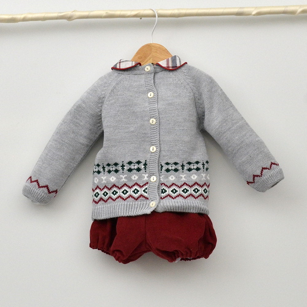 Conjunto bebé Diego con pololo y sueter