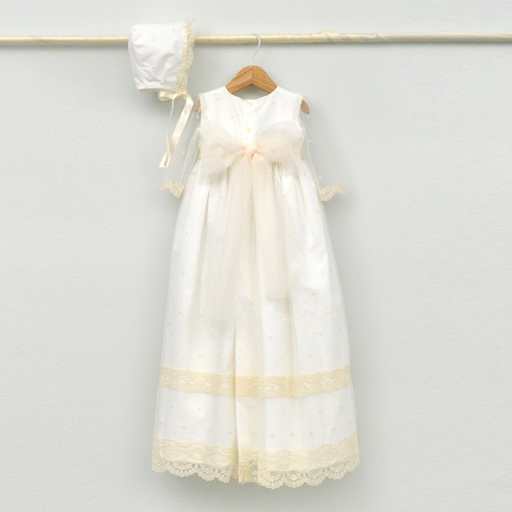 Faldón David largo de tul con blondas y capota