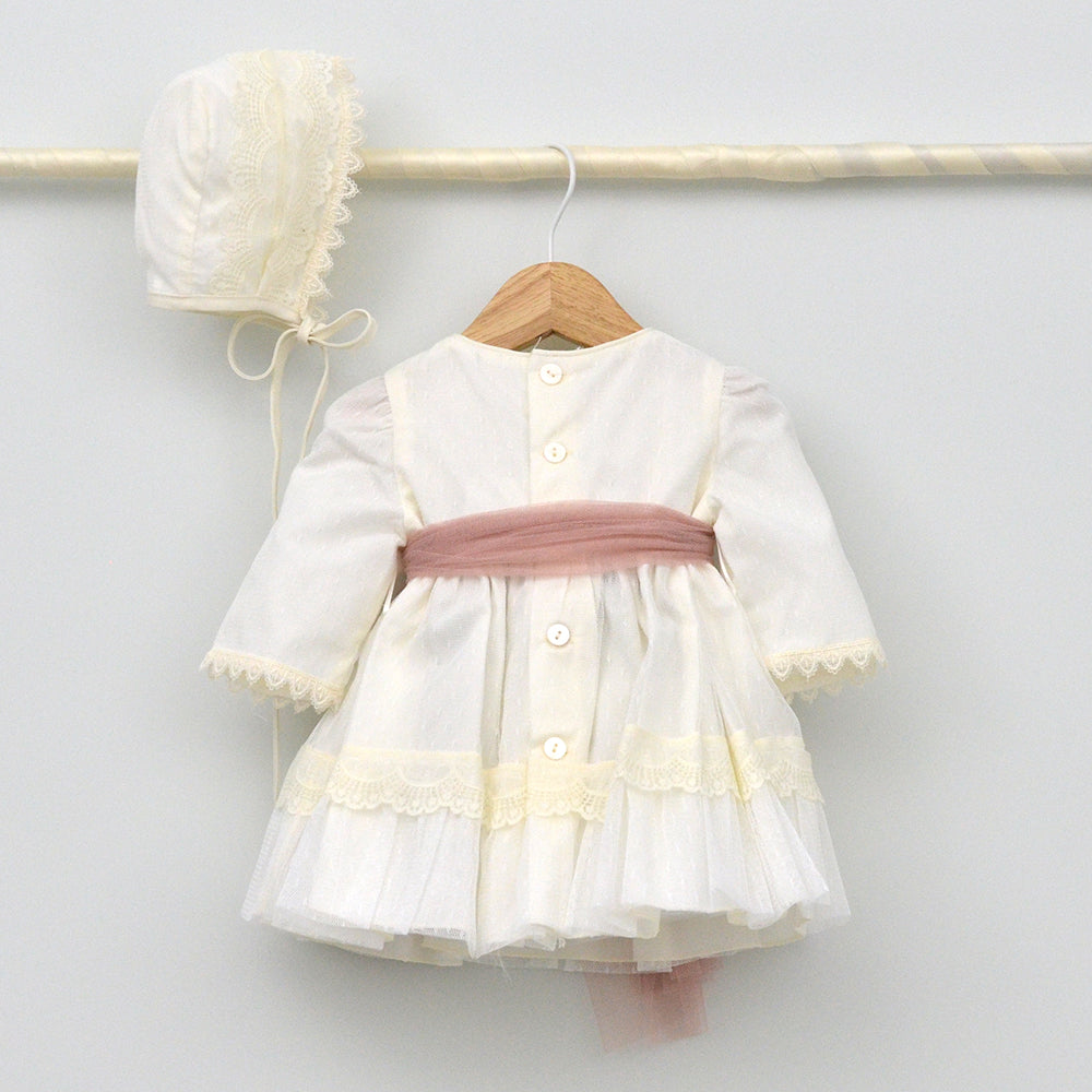 Vestido tul plumeti Paula con capota