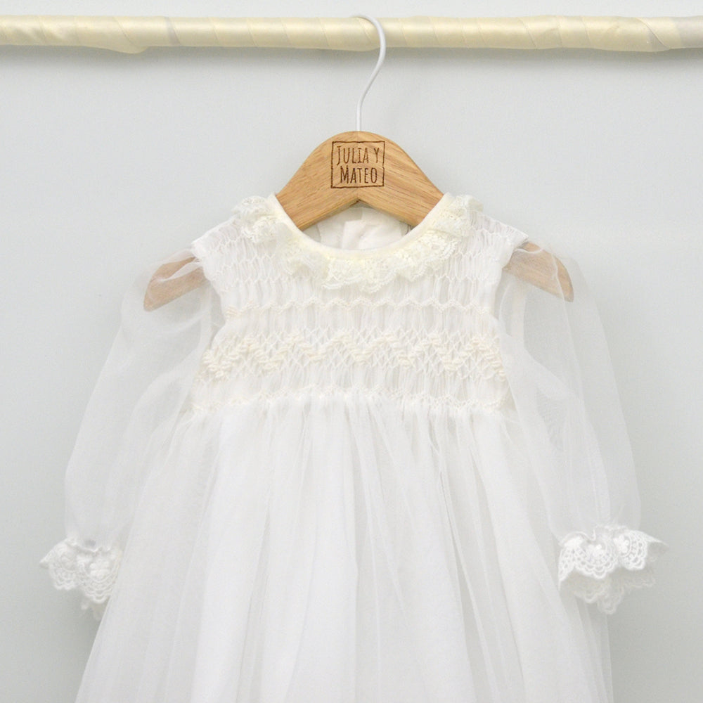 traje bautizo niña artesanal manga larga clasico hecho en españa a mano nido de abeja, vestido bautismo elegante