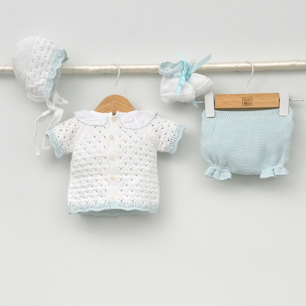 Conjunto bebés Atenas de hilo con jersey, culotte, patucos y capota