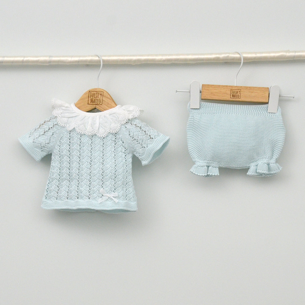 Conjunto bebés Creta de hilo con jersey, culotte, patucos y capota