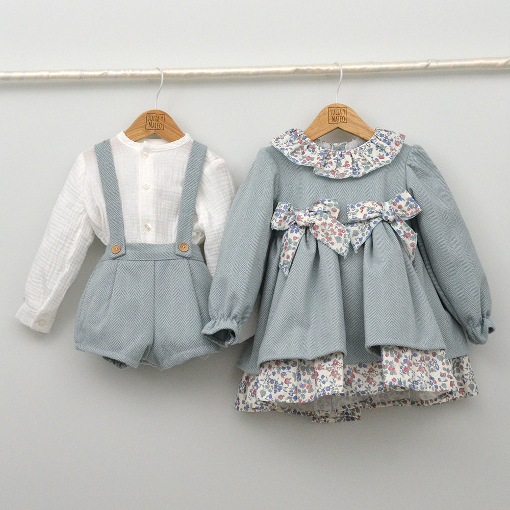 trajes para vestir en eventos bodas hermanos conjuntados en otoño invierno