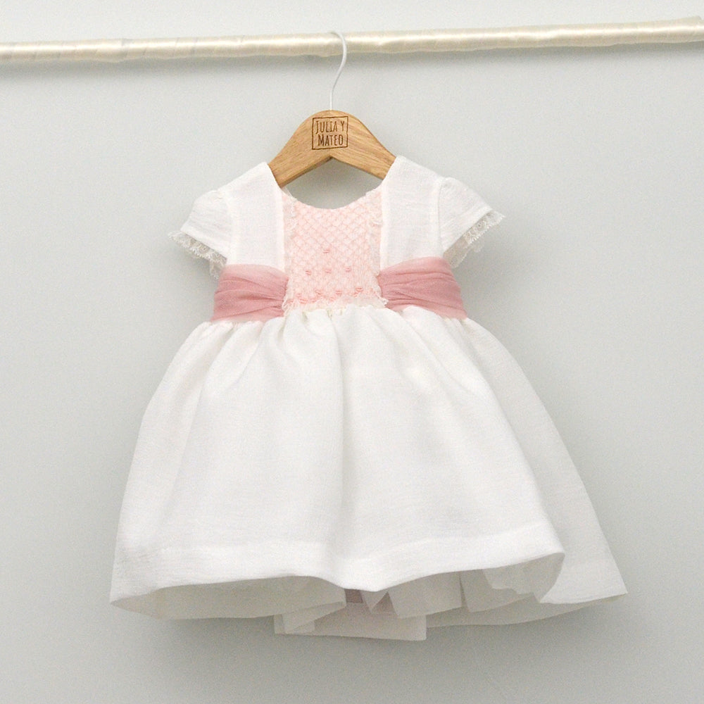 Vestido bebé Sofía bordado a mano