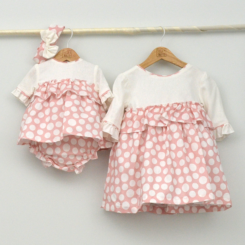 Jesusito bebé Sevilla con culotte y diadema