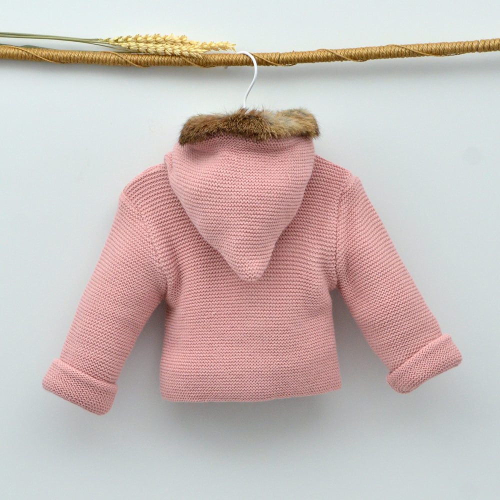 chaqueton punto niña con pelo natural invierno maquillaje capucha doña carmen