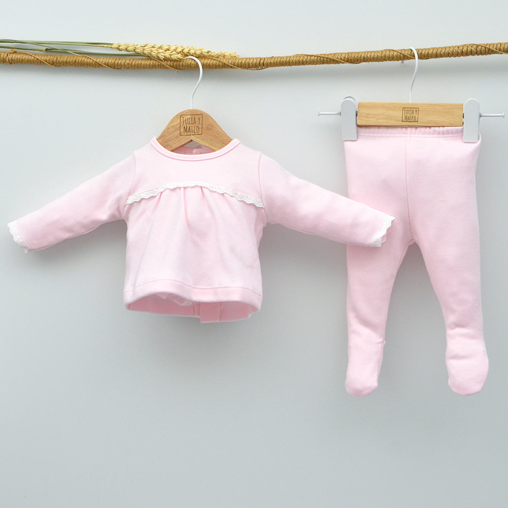 conjuntos polaina primeras puestas hospital bebes niñas recien nacido rosa ropa canastillas hecha en españa con encanto doña carmen Mayoral