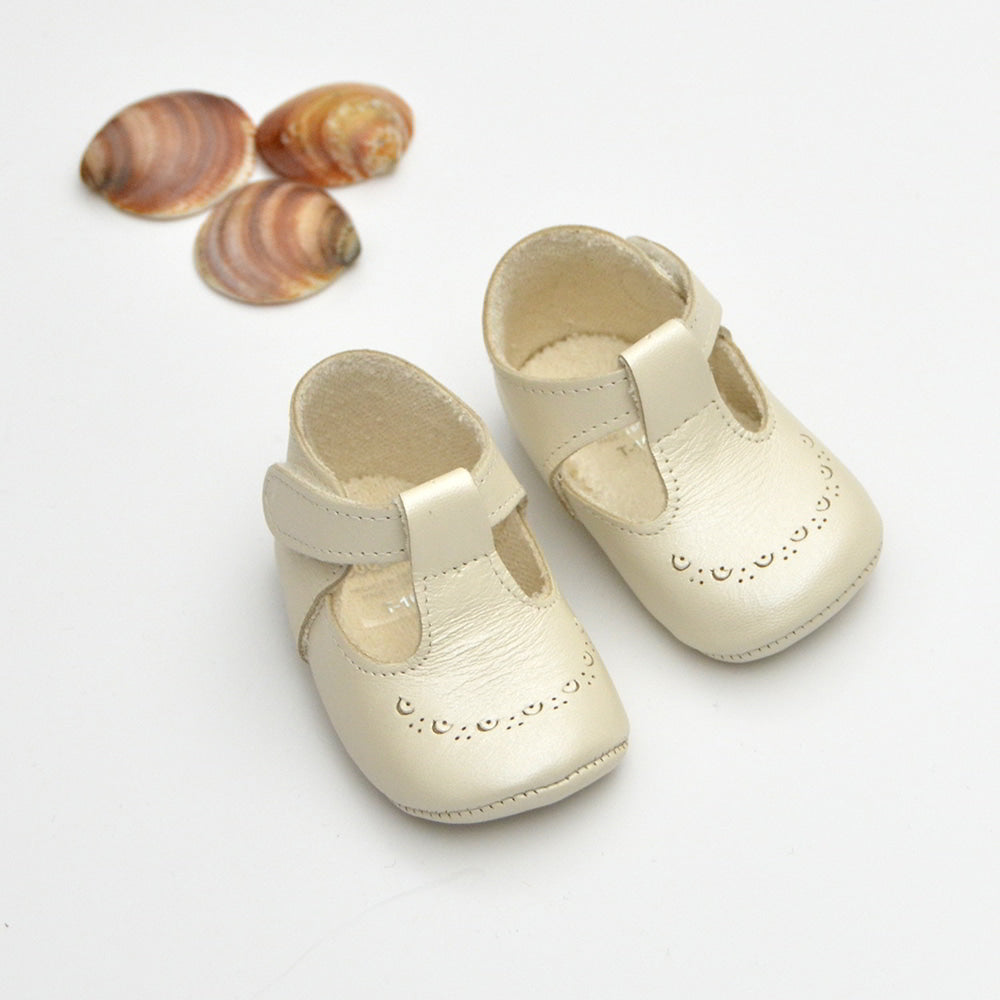 zapato bebes niños piel recien nacido hecho en españa ceremonia bautizo